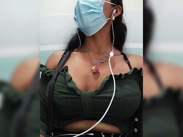 Скріншоти передачі RebeccaRosse