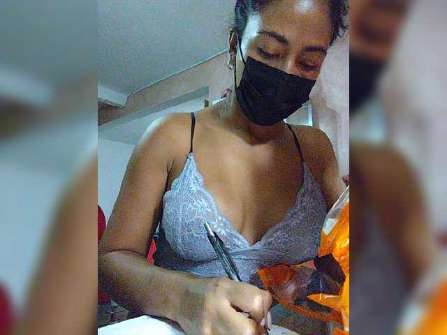 Скріншоти передачі RebeccaRosse