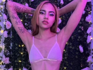 Еротичний відеочат RemiDarklace