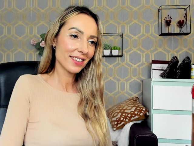 Скріншоти передачі rikaBlondine