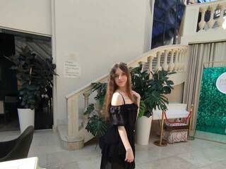 Еротичний відеочат -KittyDoll-Meow-