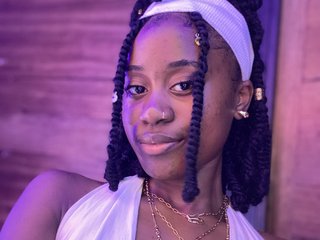 Еротичний відеочат Rominah90