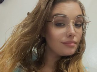 Еротичний відеочат rosavelllynn