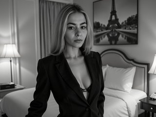 Еротичний відеочат RosieJune