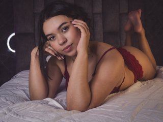 Еротичний відеочат roxie-rouge