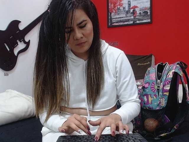 Скріншоти передачі Roxy-Spencer