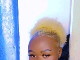 Еротичний відеочат Roxylola23