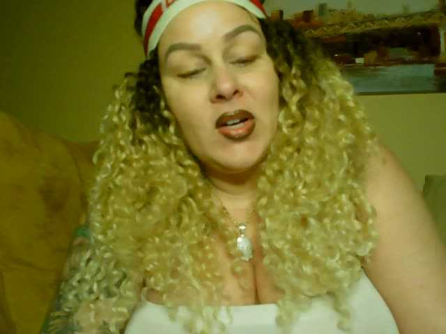 Скріншоти передачі sabrinastits