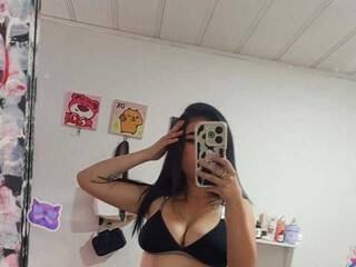 Еротичний відеочат sahmara1