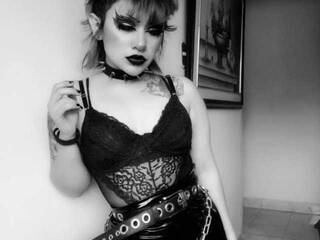 Еротичний відеочат saiko-1