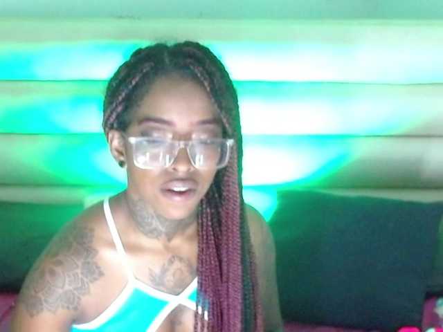 Скріншоти передачі samantaafox