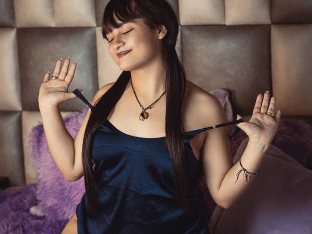 Фото профілю Samantha-js