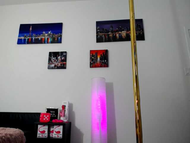 Скріншоти передачі SamiraLicious