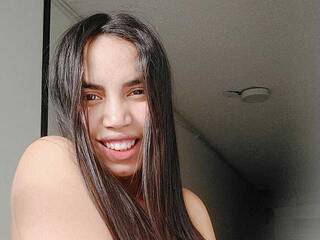 Еротичний відеочат SapphiraBron