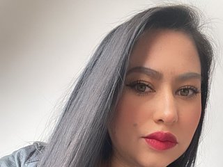 Еротичний відеочат Sara-Kiss