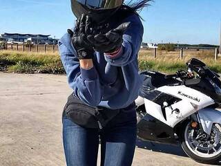 Еротичний відеочат SaraBet