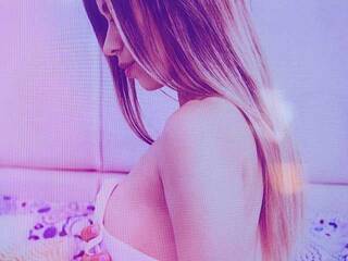 Еротичний відеочат Sarabrowm