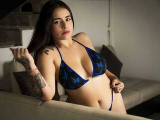 Еротичний відеочат SaraBrownn