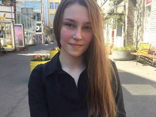 Еротичний відеочат SarahIcemann