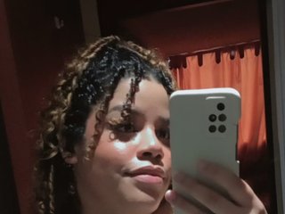 Еротичний відеочат saramorales1