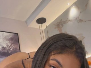 Еротичний відеочат SarayCollins