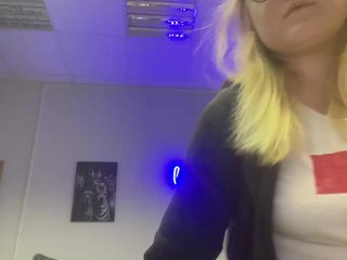 Еротичний відеочат SashulyaAsd