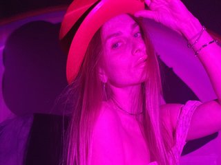 Еротичний відеочат SatAna89