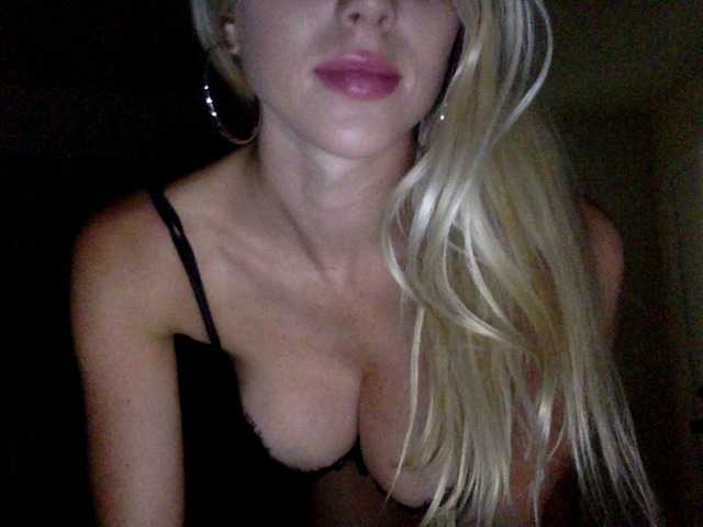 Фотографії ScarlettNoel Dildo pussy in 400 token :* #new #blonde #squirt #bigboobs