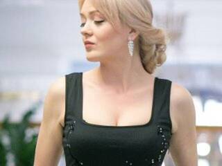 Еротичний відеочат Schweppess