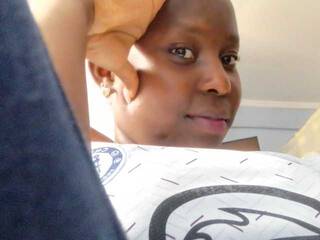 Еротичний відеочат Sweetcandy75