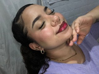 Еротичний відеочат SelinneRouge