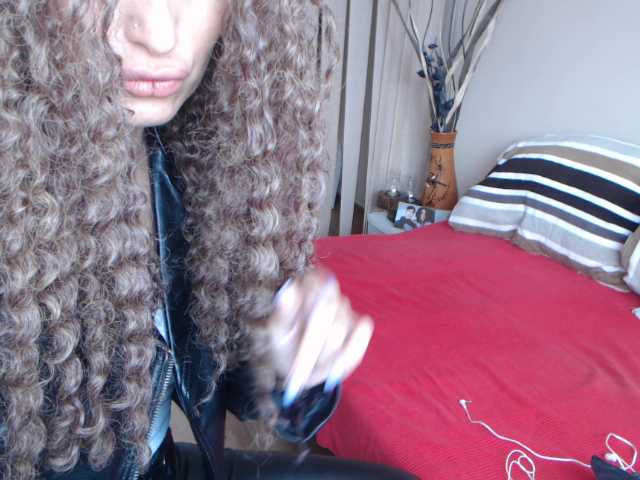 Скріншоти передачі SexiBelle