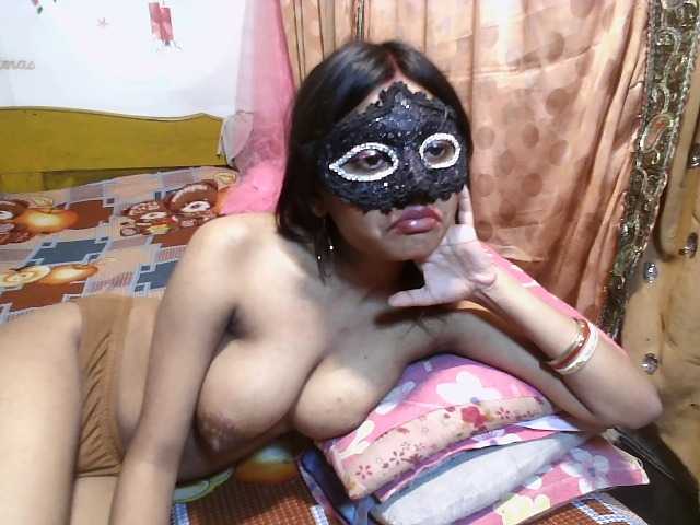 Скріншоти передачі Sexyindianqueen