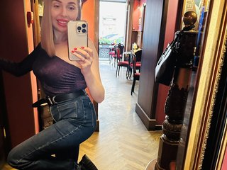 Еротичний відеочат ANALQUEEN555