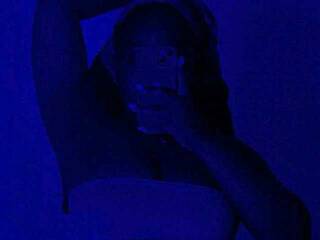 Еротичний відеочат SexyLucc