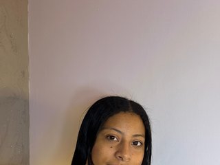 Еротичний відеочат Shaira-mml