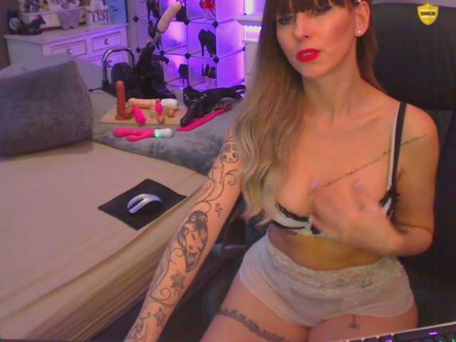 Фотографії Shan1302 MONDAY TOPLESS Hello baby welcome into my room, all i want is have fun with you Je parle Français aussi :) Turn audio on baby to hear me (Mets le son pour m'entendre) :) 25 TKN PM sinon je réponds pas merci :)
