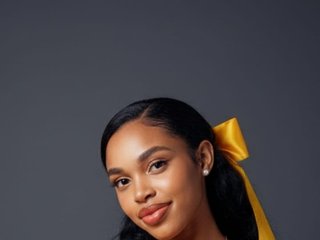 Еротичний відеочат ShantalJames