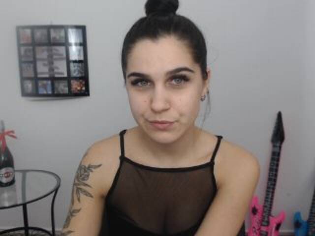 Скріншоти передачі shyLOLLA