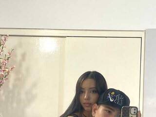 Еротичний відеочат sicko-lady777