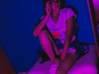 Еротичний відеочат skarl3tt