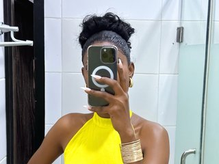 Еротичний відеочат skinnycee