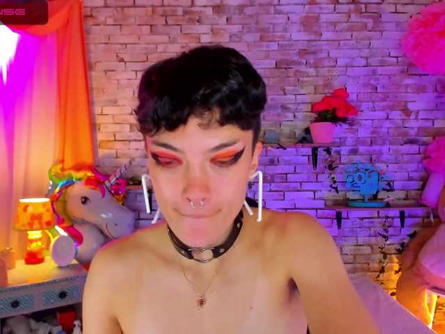 Скріншоти передачі skinpeach