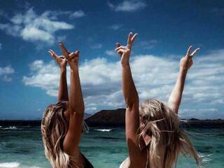 Еротичний відеочат smolgirls1522