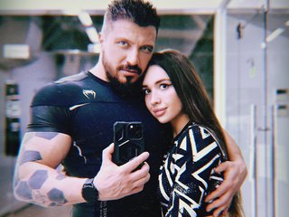 Еротичний відеочат SnakeandTina