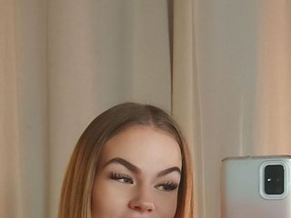 Еротичний відеочат SnowwBarbie