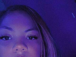 Еротичний відеочат SofiaaSweet