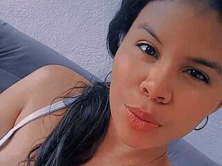 Еротичний відеочат sofiasexy18