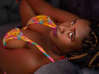 Еротичний відеочат SoniaBlacks