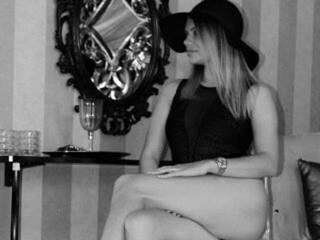 Еротичний відеочат sonyajolie